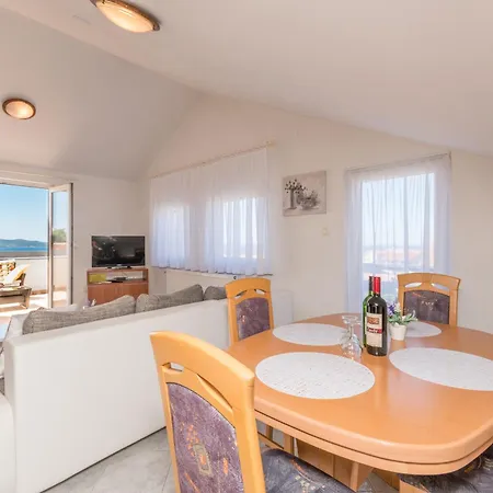 Allegra Apartament *